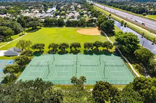 6395 Stonehurst Cir, Lake Worth, FL 33467 - Photo 32