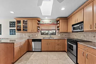 16821 Rose Apple Dr, Delray Beach, FL 33445 - Photo 20
