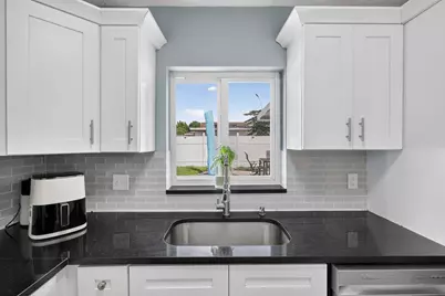 10145 Penzance Lane, Royal Palm Beach, FL 33411 - Photo 24