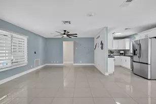 10145 Penzance Ln, Royal Palm Beach, FL 33411 - Photo 20