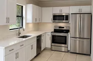 17327 Thrush Dr, Jupiter, FL 33458 - Photo 2