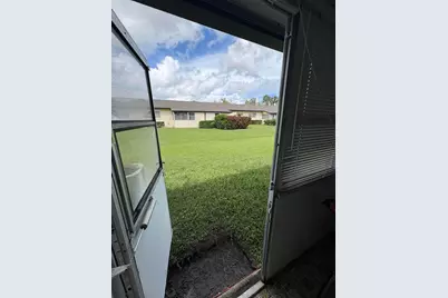2840 Ashley Drive E #D, West Palm Beach, FL 33415 - Photo 8
