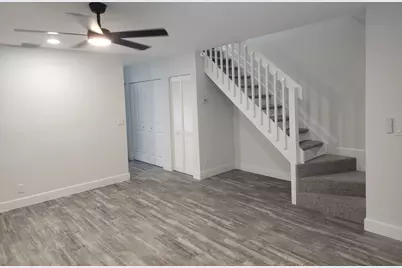9885 Riverside Drive, Coral Springs, FL 33071 - Photo 14
