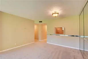 8735 Ramblewood Dr, Coral Springs, FL 33071 - Photo 8