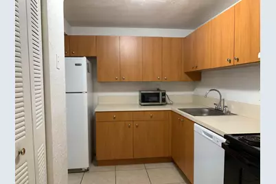 431 Executive Center Drive #206, West Palm Beach, FL 33401 - Photo 2