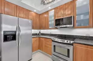2631 NE 14th Ave, Wilton Manors, FL 33334 - Photo 16