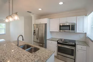 1420 9th St, Lake Park, FL 33403 - Photo 8