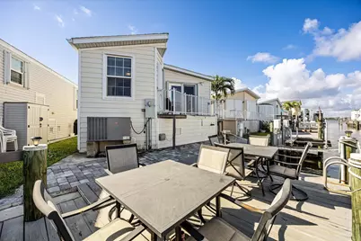 1092 Nettles Boulevard, Jensen Beach, FL 34957 - Photo 28