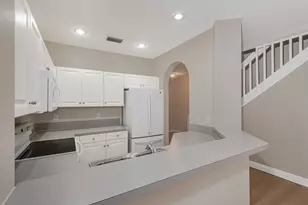 204 SW 120th Ave, Pembroke Pines, FL 33025 - Photo 10