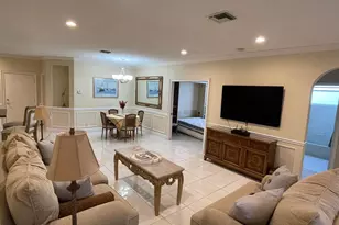 7911 Laina Ln, Boynton Beach, FL 33437 - Photo 2