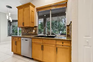 10897 Sunset Ridge Cir, Boynton Beach, FL 33473 - Photo 14