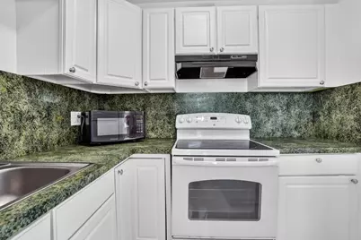 2555 NE 11th Street #404, Fort Lauderdale, FL 33304 - Photo 6