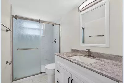 2555 NE 11th Street #404, Fort Lauderdale, FL 33304 - Photo 16