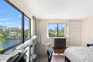 301 Golden Isles Dr, Hallandale Beach, FL 33009 - Photo 2