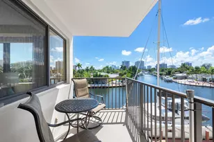 301 Golden Isles Dr, Hallandale Beach, FL 33009 - Photo 12