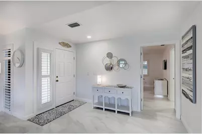 6 Lexington Lane E #D, Palm Beach Gardens, FL 33418 - Photo 4