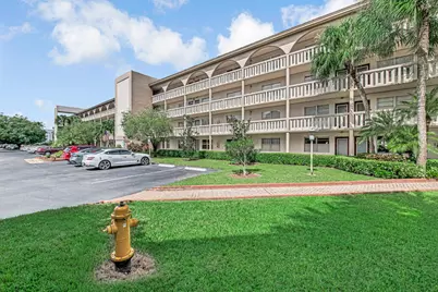 4402 Martinique #D4, Coconut Creek, FL 33066 - Photo 4