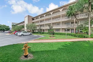 4402 Martinique, Coconut Creek, FL 33066 - Photo 4