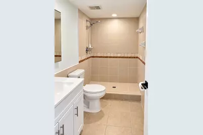18286 Mediterranean Boulevard #202, Hialeah, FL 33015 - Photo 14