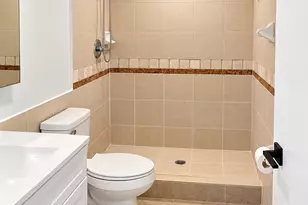 18286 Mediterranean Blvd, Hialeah, FL 33015 - Photo 14