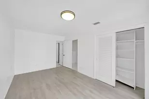 201 N 68th Way, Hollywood, FL 33024 - Photo 22
