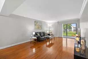 23385 Barwood Ln S, Boca Raton, FL 33428 - Photo 2