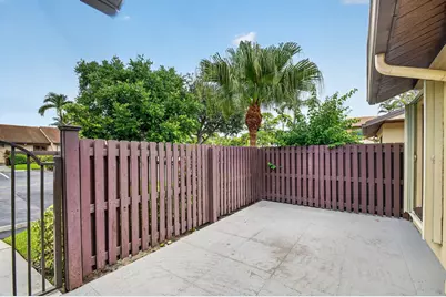 604 Sea Pine Way #C, Greenacres, FL 33415 - Photo 4