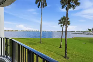 8200 Lakeshore Dr, Hypoluxo, FL 33462 - Photo 4