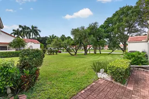 5887 Parkwalk Cir W, Boynton Beach, FL 33472 - Photo 28