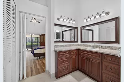 5887 Parkwalk Circle W, Boynton Beach, FL 33472 - Photo 18