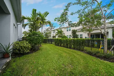 16403 Helix Court, Westlake, FL 33470 - Photo 8
