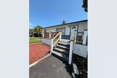 3040 Tropical Trail, Lake Worth, FL 33462 - Photo 4