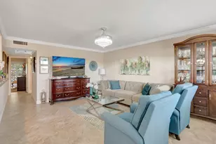 453 Richmond F, Deerfield Beach, FL 33442 - Photo 10