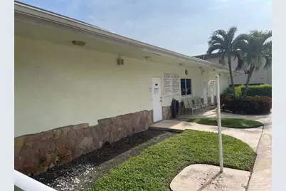 700 Village Green Court #208, Palm Springs, FL 33461 - Photo 14