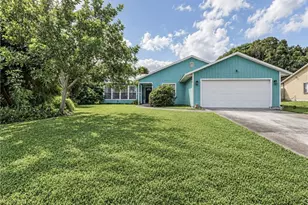 795 4th Ln, Vero Beach, FL 32962 - Photo 1