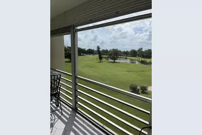3871 Via Poinciana #402, Lake Worth, FL 33467 - Photo 14