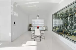 16430 NE 30th Ave, North Miami Beach, FL 33160 - Photo 8