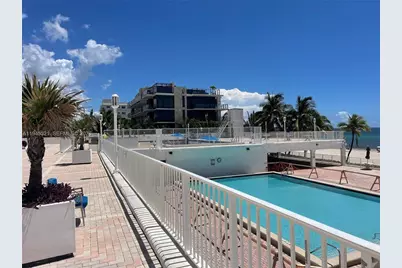 2201 S Ocean Drive, Hollywood, FL 33019 - Photo 16