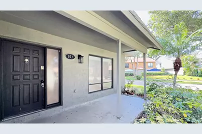901 Sandtree Drive, Palm Beach Gardens, FL 33403 - Photo 2