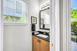 1627 E Broward Blvd, Fort Lauderdale, FL 33301 - Photo 16