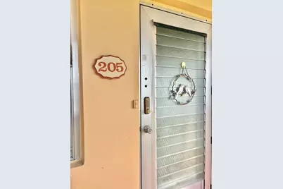 205 Salisbury I, West Palm Beach, FL 33417 - Photo 2