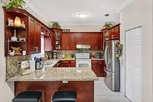 6127 NW 41st Dr, Coral Springs, FL 33067 - Photo 8