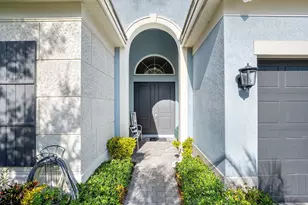9197 Greenspire Ln, Lake Worth, FL 33467 - Photo 4
