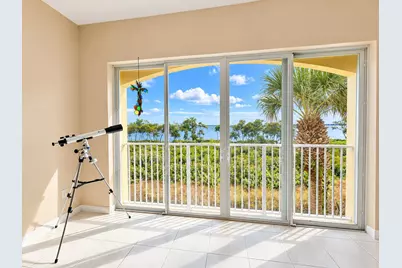 23 Harbour Isle Drive W #203, Fort Pierce, FL 34949 - Photo 2