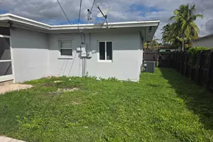 2524 Funston St, Hollywood, FL 33020 - Photo 22