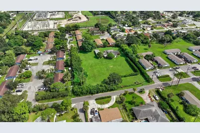 4614 Gulfstream Road, Lake Worth, FL 33461 - Photo 6