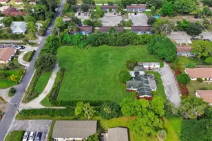 4614 Gulfstream Rd, Lake Worth, FL 33461 - Photo 2