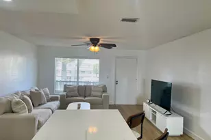 1100 Crystal Lake Dr, Deerfield Beach, FL 33064 - Photo 4