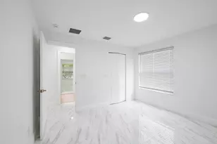 4668 SW 183rd Ave, Miramar, FL 33029 - Photo 10