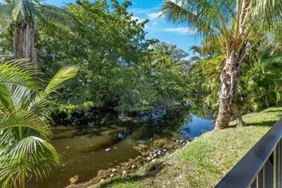 653 NW 10th Court, Boca Raton, FL 33486 - Photo 32
